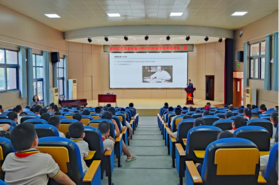 点亮科技梦，启航新学期279.png
