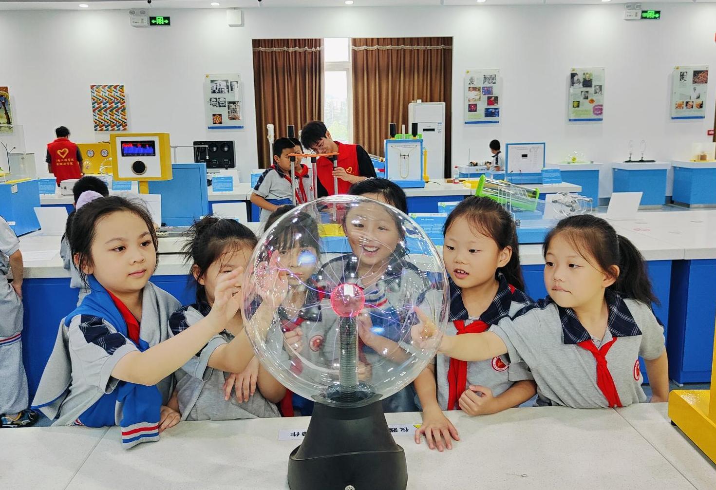 1758247239733037681.jpg 截图录屏_选择区域_20250919100033.jpg