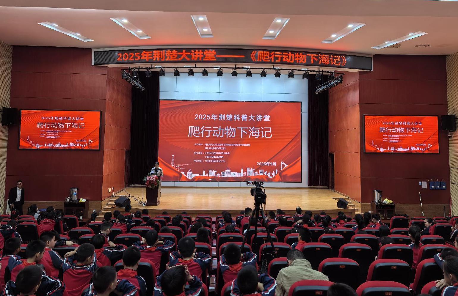 1758273636387087459.jpg 截图录屏_选择区域_20250919172009.jpg