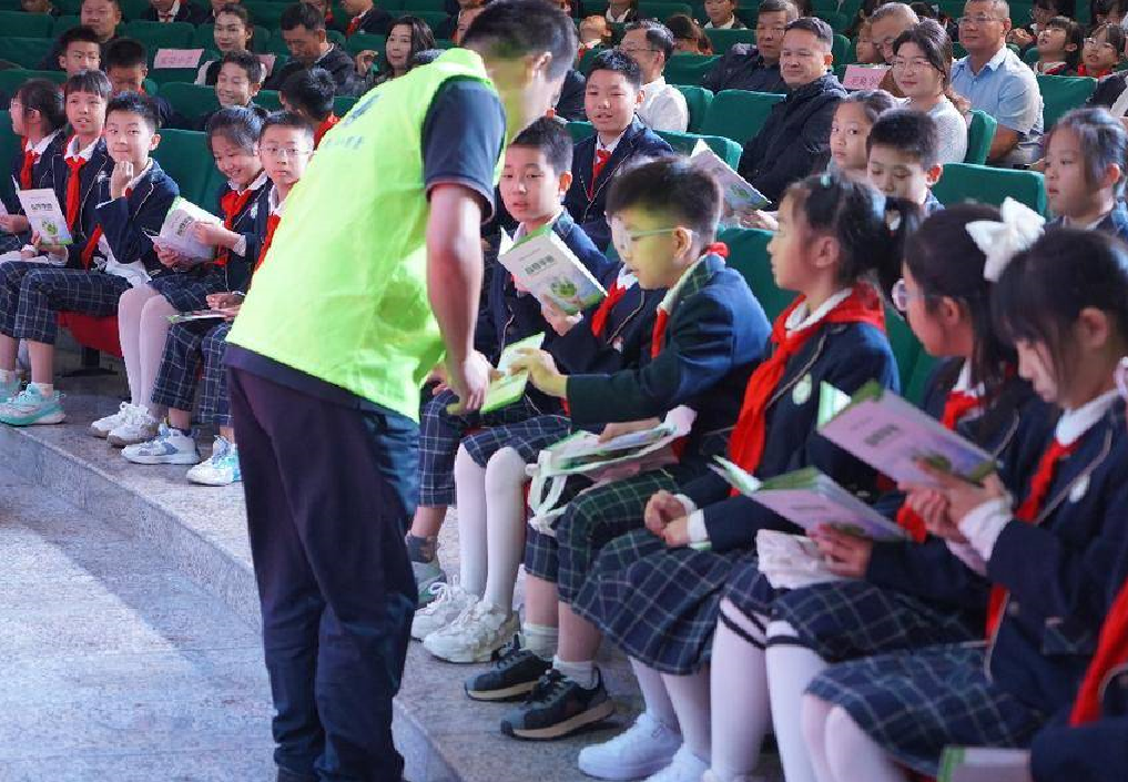 1758534964195096487.png 12.png