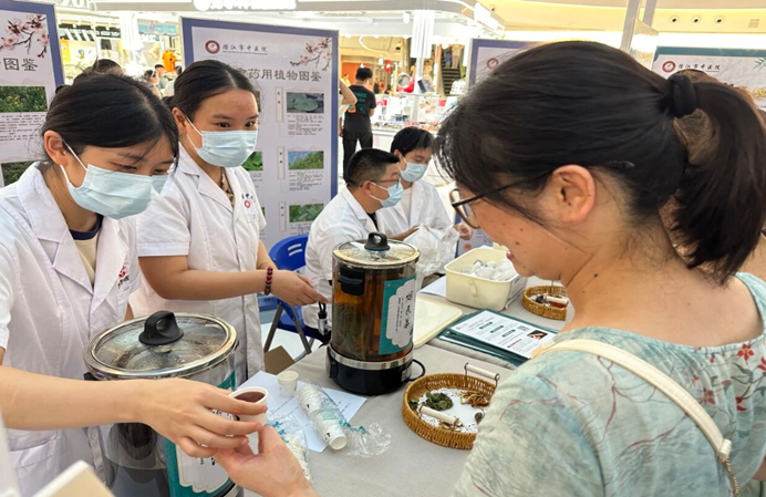 1759215904352079260.png 图片1.png