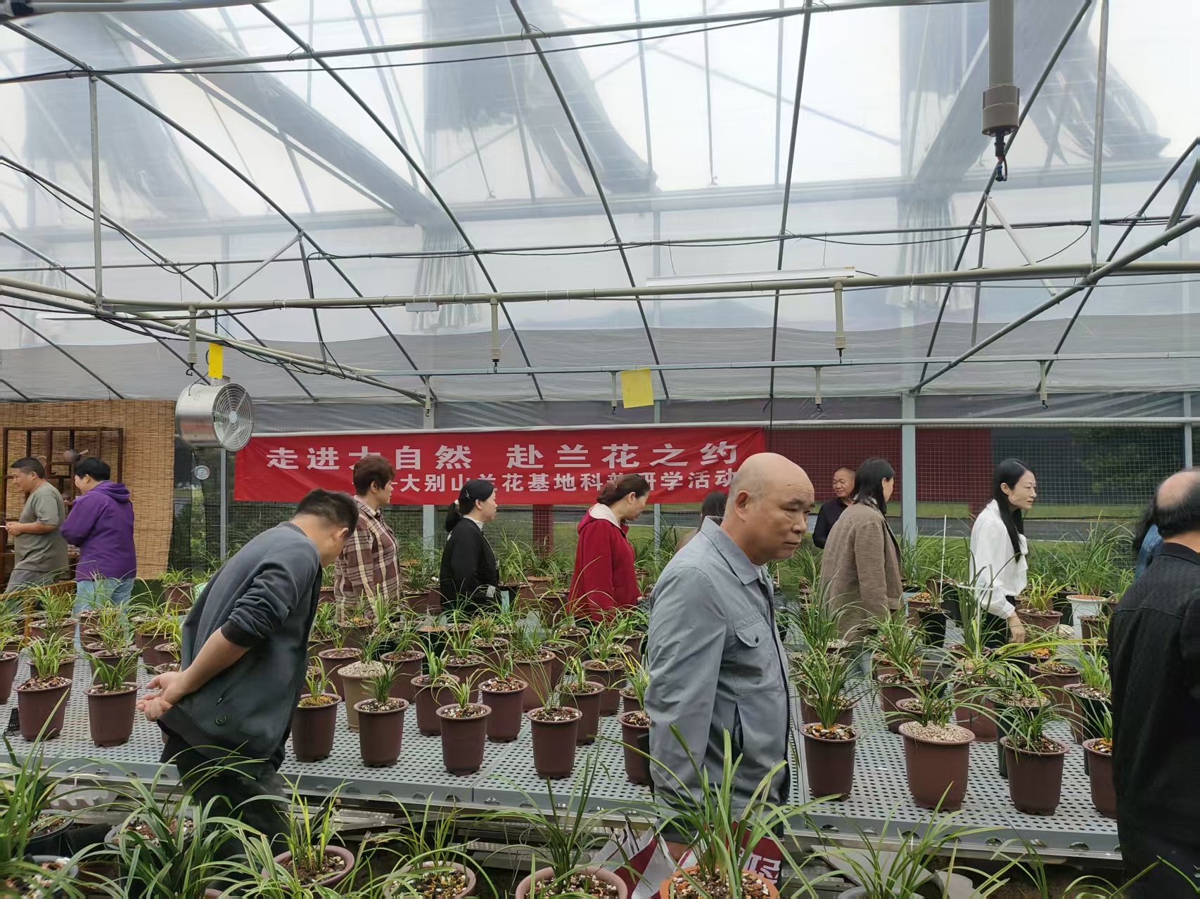 1759283837638008400.jpg 3.jpg