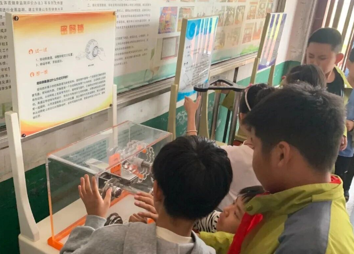 1760694081952088974.png 3.png