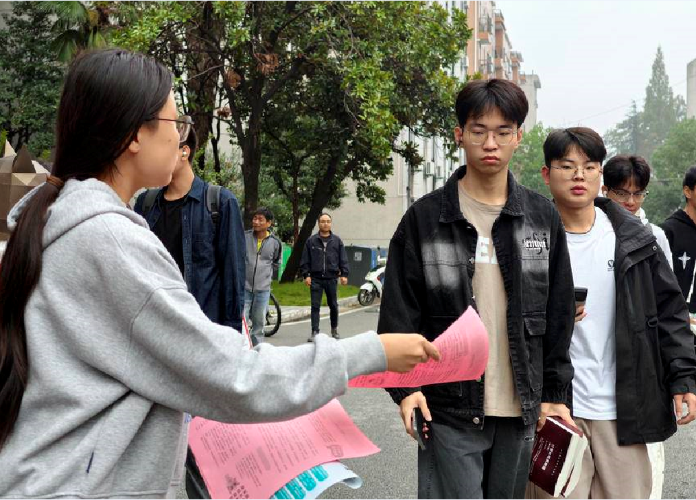 1760952645067071859.png 12.png