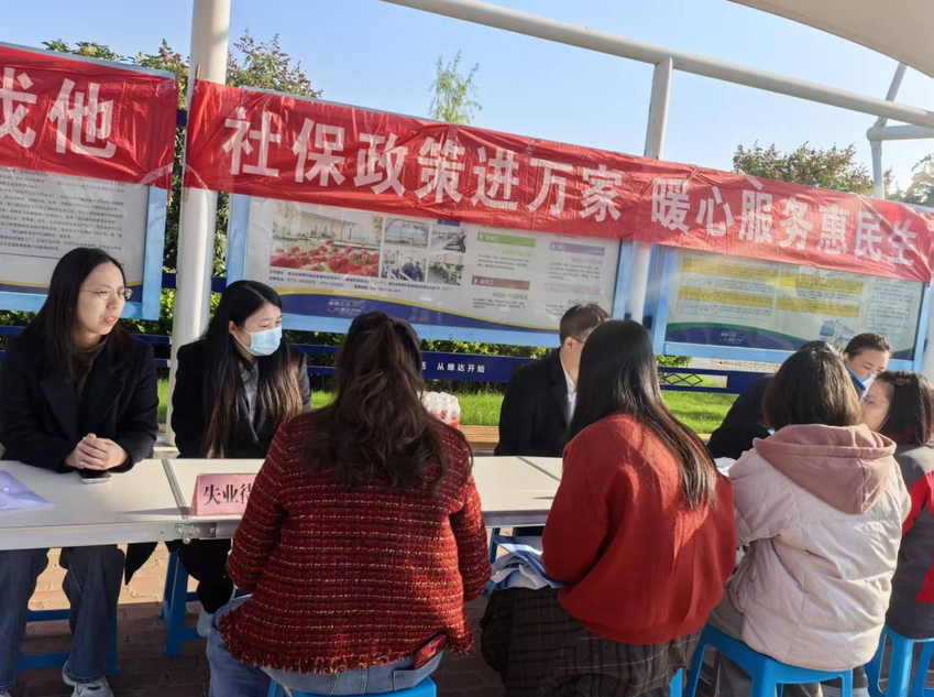 1761211141793026421.jpg 42.jpg