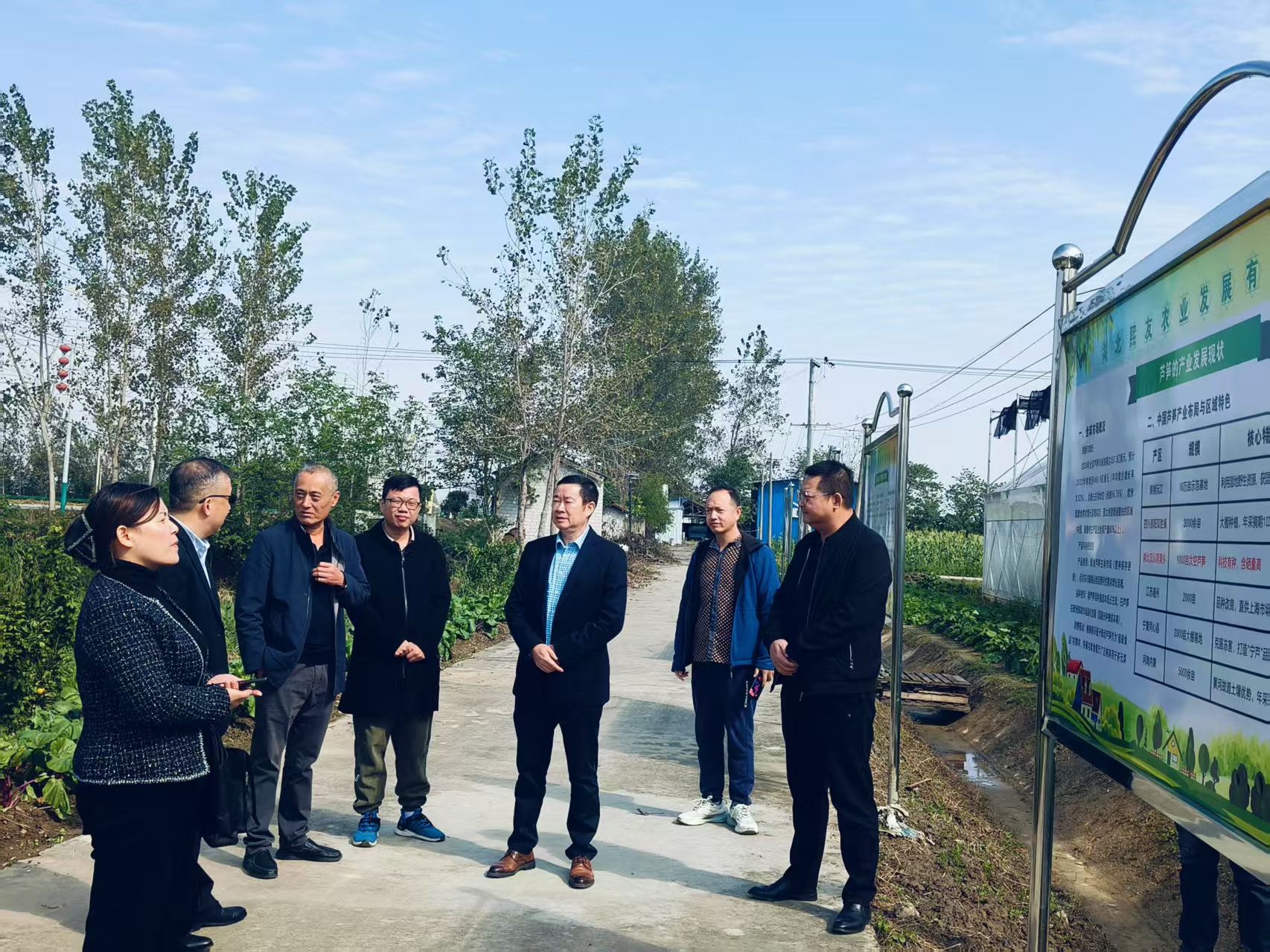 1761651429134035588.jpg 10.jpg