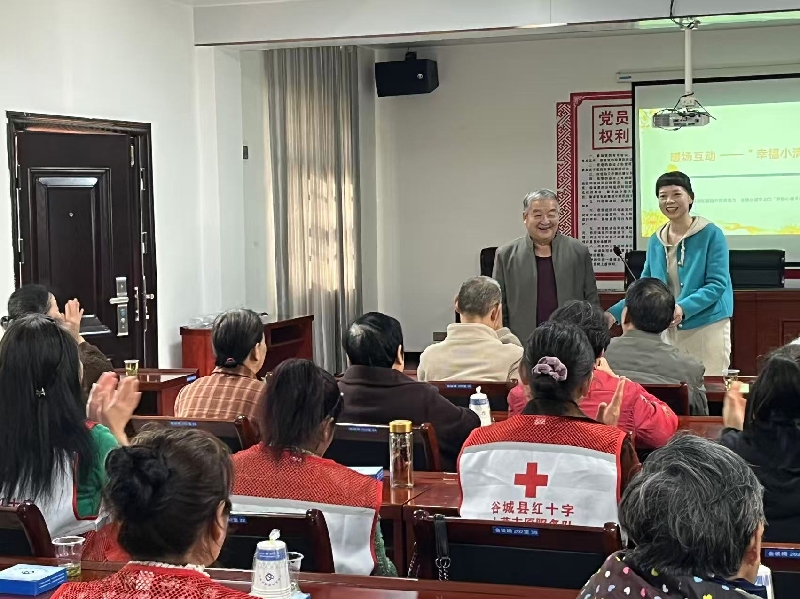 1761707510716024078.jpg 1761643240459598.jpg