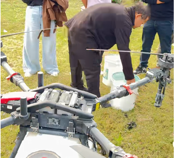 1763542728125021173.png 4.png