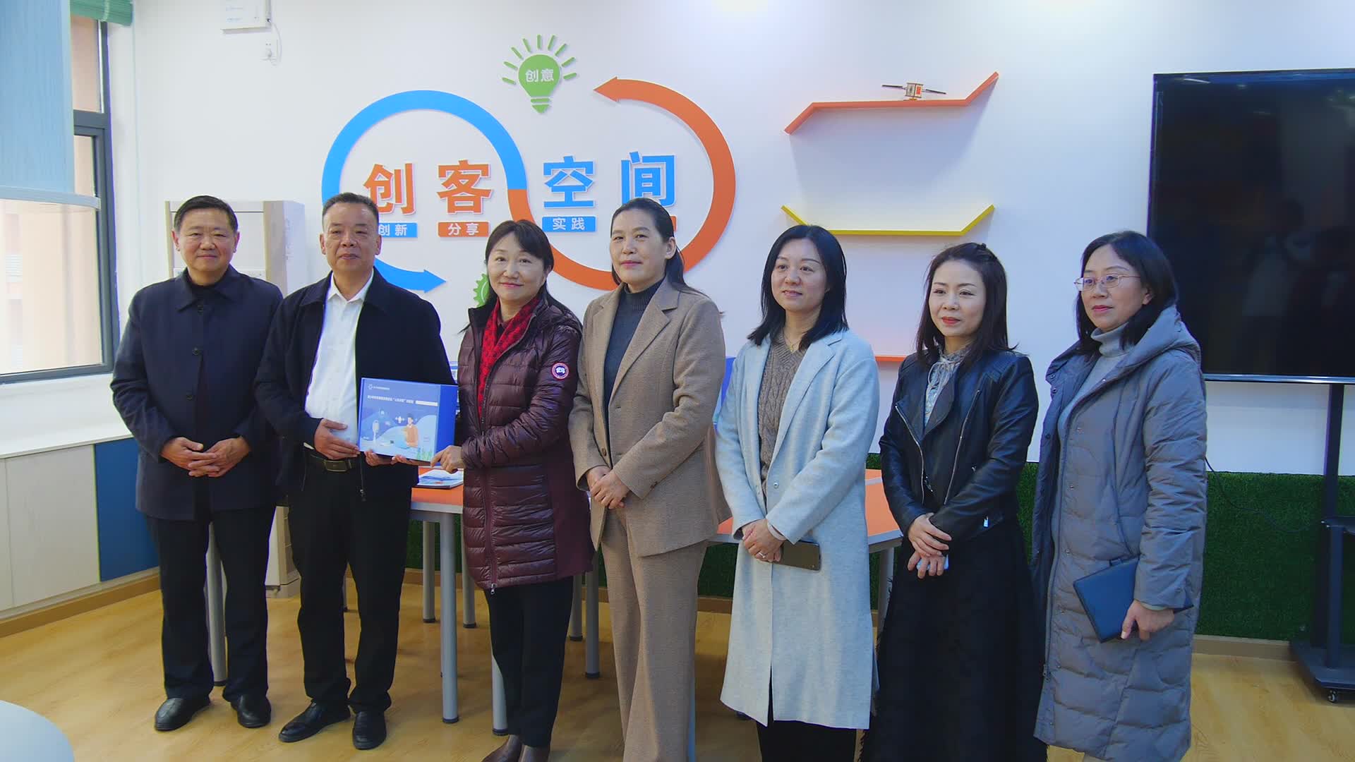 1764832551881027311.jpg 1764814390917666.jpg