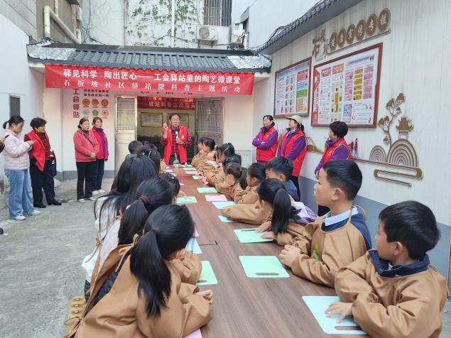 1764920788918014809.png 1764920788918014809.png