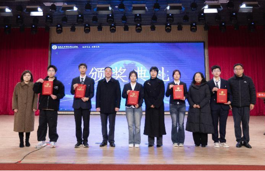 1765850970497042970.png 1765791229411609.png