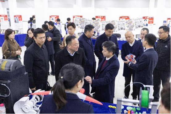 1765850981075048415.png 1765791262398851.png