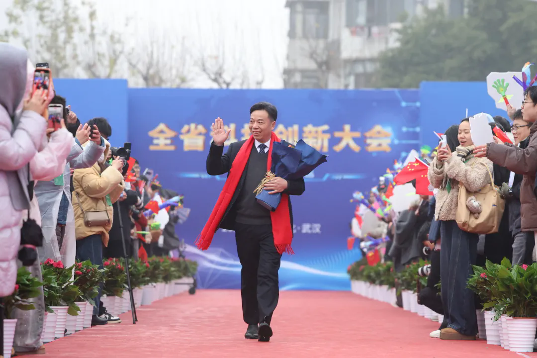 1767510869901032649.png 640.webp (1).png