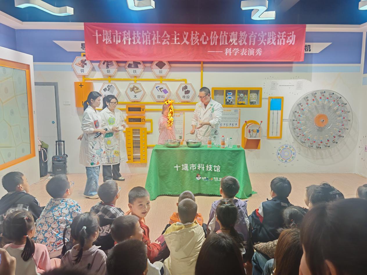 图片10.jpg