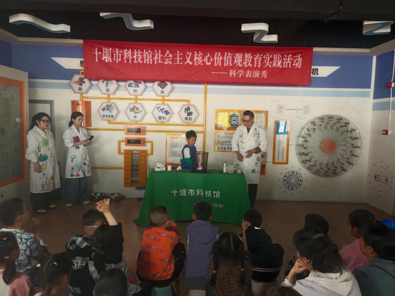 图片12.jpg