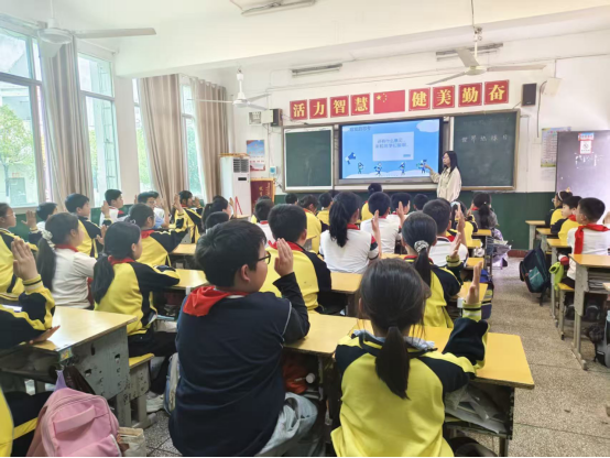 区科协：播撒环保种子 共护美丽家园107.png