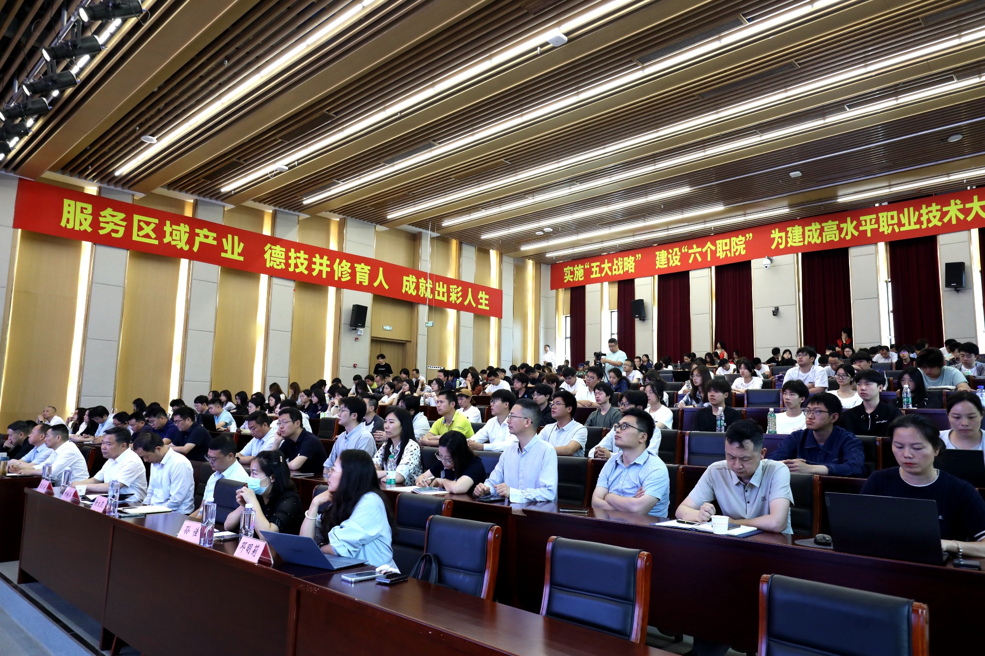 图片3_副本.jpg