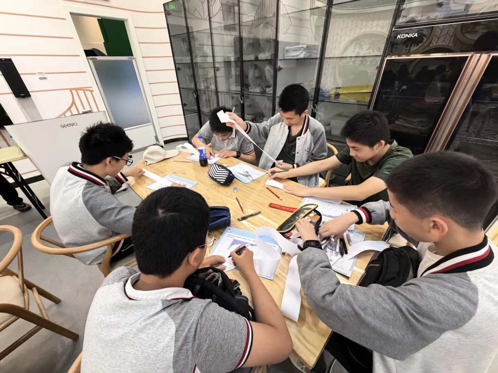 1783912937571089501.jpg 8. 馆校合作基地校 进校园 为明学校_1024_768_62.jpg