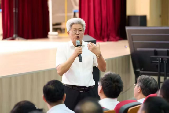 1789611959364005492.png 四位院士同台开讲+咸宁“开学第一课”以科学精神启智润心212.png