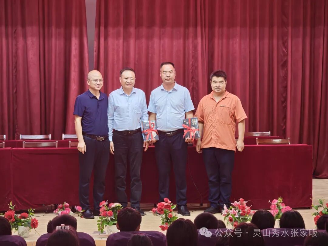 1792401266041032687.jpg 原图2.jpg