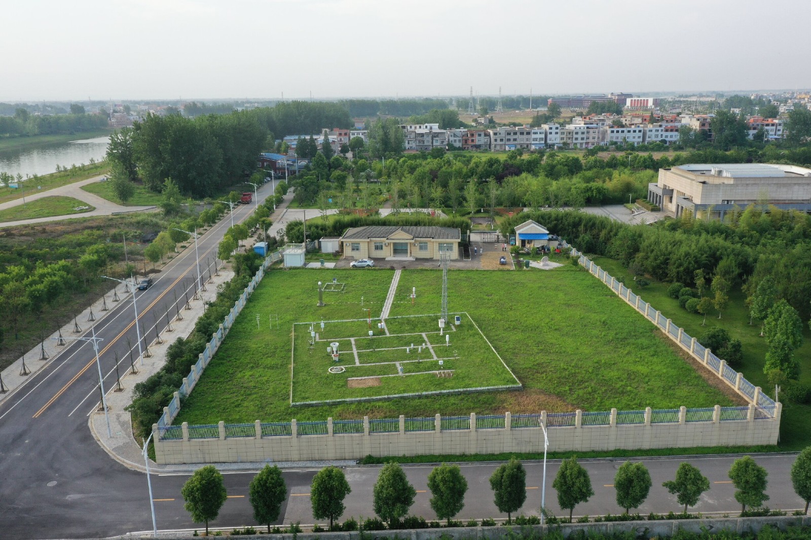 天门市气象局科普教育基地