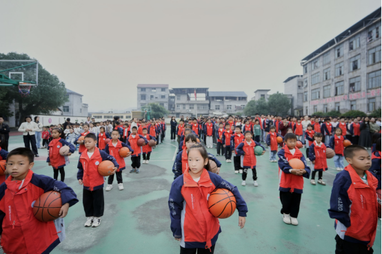 1027新闻稿--科普筑梦点亮乡村课堂+数智赋能播撒科学火种351.png